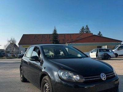 Gebraucht VW Golf VI Comfortline 102 PS (75 kW) 2010 Schwarz Kleinwagen