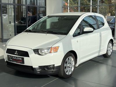 Gebraucht Mitsubishi Colt Motion 95 PS (69 kW) 2012 Weiß Kleinwagen