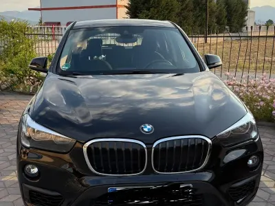 Gebraucht BMW X1 141 PS (103 kW) 2017 Schwarz SUV