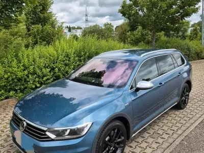 Gebraucht VW Passat 239 PS (175 kW) 2017 Blau Kombi