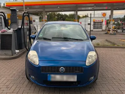 Gebraucht Fiat Grande Punto 95 PS (69 kW) 2007 Blau Kleinwagen