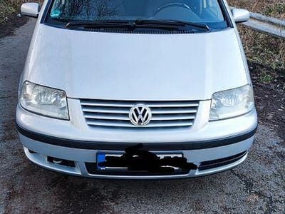 Gebraucht VW Sharan Family 131 PS (96 kW) 2003 Silber Van / Kleinbus