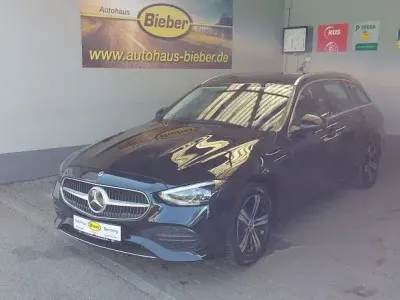 Gebraucht Mercedes C200 Avantgarde 204 PS (150 kW) 2022 Schwarz Limousine