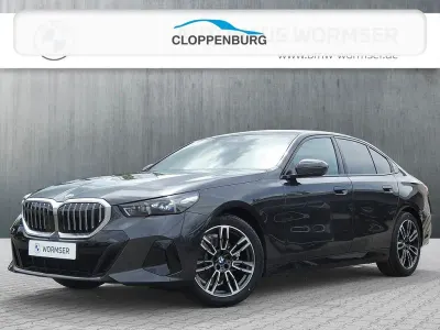 Neu BMW 520 M Sport 208 PS (152 kW) 2026 Silber Limousine