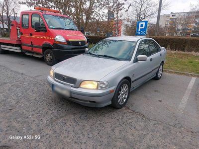 Gebraucht Volvo S40 130 PS (95 kW) 1998 Silber Limousine
