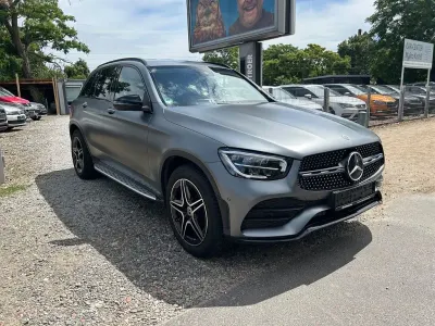 Gebraucht Mercedes GLC300 AMG line 194 PS (142 kW) 2022 Grau SUV
