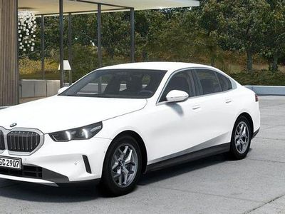 Neu BMW 540 303 PS (222 kW) 2025 Weiß Limousine