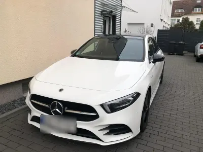 Gebraucht Mercedes A180 AMG 116 PS (85 kW) 2022 Weiß Limousine
