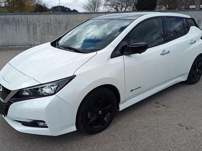 Gebraucht Nissan Leaf Tekna 110 kW (150 PS) 2019 Weiß Kleinwagen
