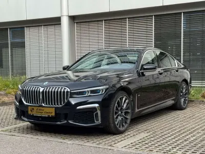 Gebraucht BMW 730 M Sport 286 PS (210 kW) 2022 Carbonschwarz metallic Limousine