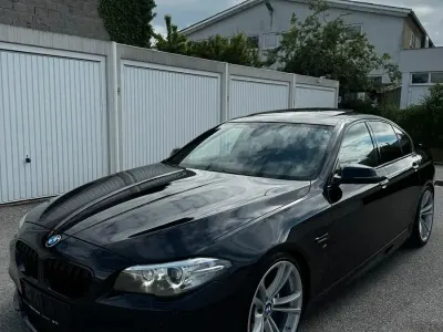 Gebraucht BMW 530 M Sport 258 PS (189 kW) 2014 Schwarz Limousine