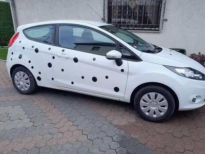 Gebraucht Ford Fiesta Ambiente 60 PS (44 kW) 2011 Kleinwagen
