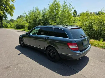 Gebraucht Mercedes C220 Avantgarde 170 PS (125 kW) 2008 Grau Kombi