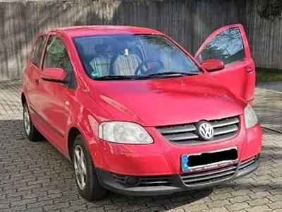 Używany VW Fox 75 KM (55 kW) 2006 Czerwony Hatchback