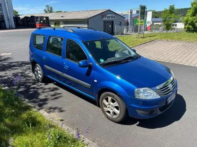 Occasion Dacia Logan Lauréate 87 ch (63 kW) 2009 Bleue Break