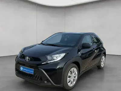 Neu Toyota Aygo X Business Edition 72 PS (52 kW) 2025 Schwarz SUV