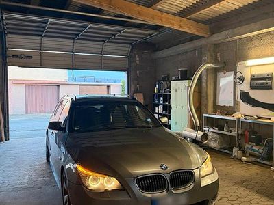 Gebraucht BMW 525 M Sport 218 PS (160 kW) 2008 Silber Kombi