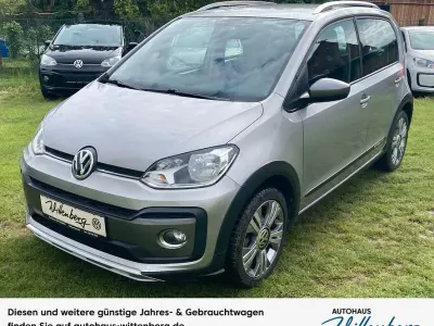 Gebraucht VW cross up! 90 PS (66 kW) 2019 Silber Kleinwagen