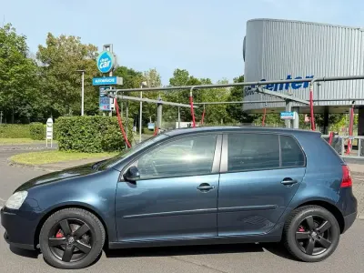 Gebraucht VW Golf VI 80 PS (58 kW) 2008 Blau Kleinwagen