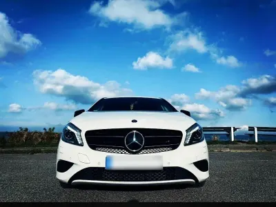 Gebraucht Mercedes A180 Style 122 PS (89 kW) 2014 Weiß Limousine