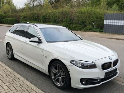 gebraucht BMW 520 D XDrive Touring LCI HUB PANO NAVI LEDER LUXURY LINE