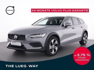 Gebraucht Volvo V60 CC Plus 197 PS (144 kW) 2023 Andere farbe Kombi