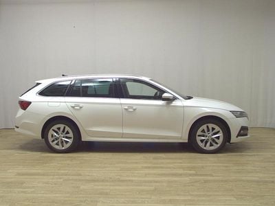 Gebraucht Skoda Octavia Style 116 PS (85 kW) 2023 Weiss Kombi