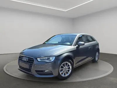 Gebraucht Audi A3 Attraction 110 PS (80 kW) 2014 Grau Limousine
