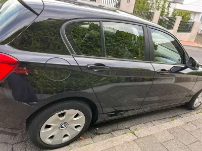 Gebraucht BMW 116 109 PS (80 kW) 2015 Schwarz Kleinwagen