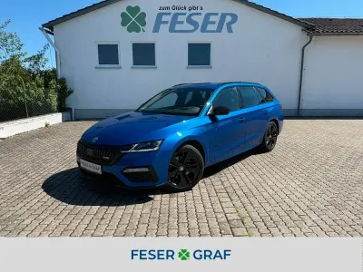 Używany Skoda Octavia RS 200 KM (147 kW) 2022 Niebieski Sedan/Limuzyna