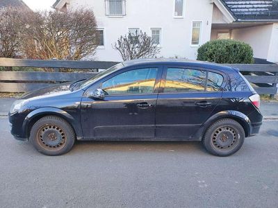 Gebraucht Opel Astra 90 PS (66 kW) 2006 Schwarz Limousine