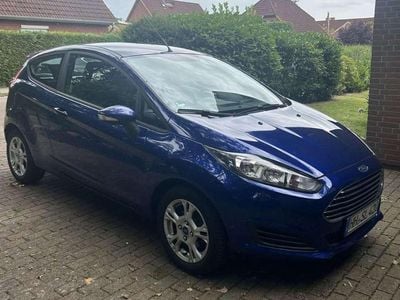 Blau Gebraucht 2014 Ford Fiesta SYNC Edition Kombi | 3.200 € (Guter Preis)