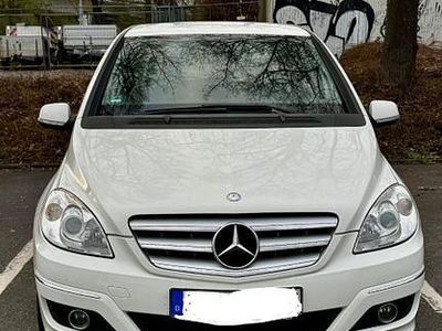 Gebraucht Mercedes B160 95 PS (69 kW) 2009 Weiß Van / Kleinbus