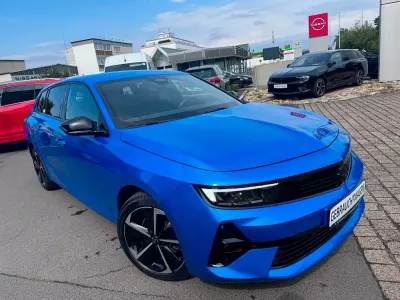 Gebraucht Opel Astra 131 PS (96 kW) 2024 Blau Kleinwagen