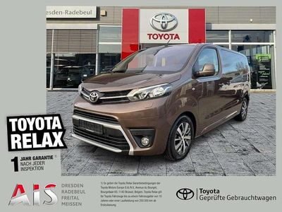 Brown rich oak Gebraucht 2022 Toyota Proace Verso Plus Kombi | 32.490 € (Guter Preis)
