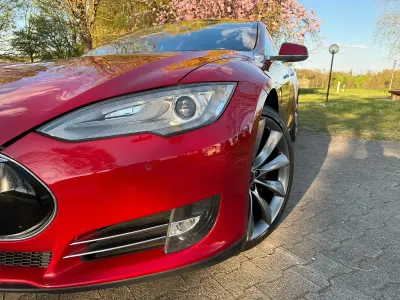 Gebraucht Tesla Model S 312 kW (425 PS) 2013 Rot Kleinwagen