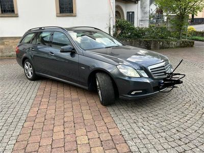 Mercedes E220