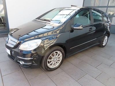 Mercedes B200