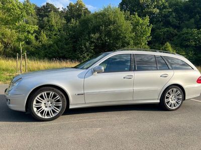 Mercedes E320