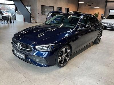 Gebraucht Mercedes C200 Avantgarde 235 PS (172 kW) 2022 Cavansitblau Limousine