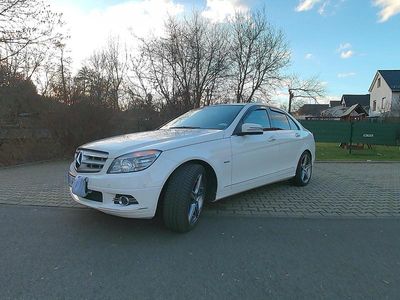 Gebraucht Mercedes C220 170 PS (125 kW) 2011 Weiß Limousine