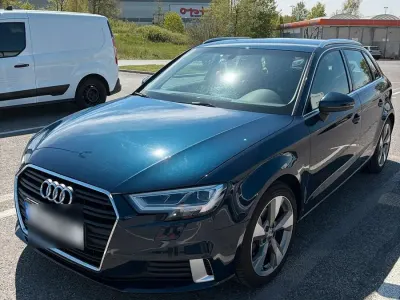 Usata Audi A3 Sport 116 CV (85 kW) 2017 Blu Berlina