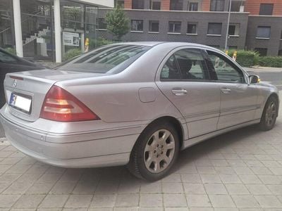 Mercedes C230