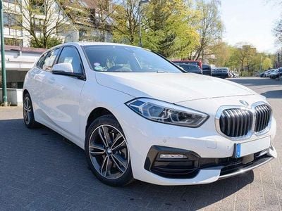 Gebraucht BMW 118 Sport Line 136 PS (100 kW) 2022 Weiß Kleinwagen
