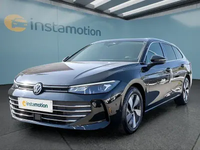 Używany VW Passat 204 KM (150 kW) 2025 Czarny Kombi