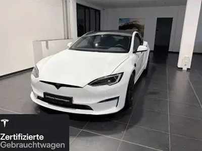 Used Tesla Model S Long Range AWD 492 kW (670 HP) 2024 White Hatchback