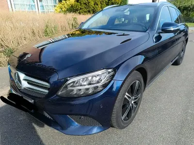 Gebraucht Mercedes C220 194 PS (142 kW) 2020 Blau Kombi