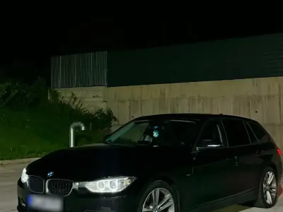 Gebraucht BMW 330 Sport Line 258 PS (189 kW) 2014 Schwarz Kombi