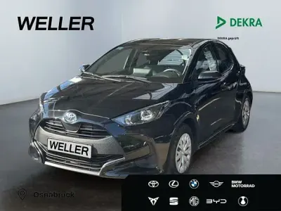 Gebraucht Toyota Yaris Business Edition 116 PS (85 kW) 2022 Mysticschwarz mica Kleinwagen