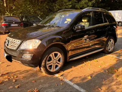Gebraucht Mercedes ML350 224 PS (164 kW) 2010 SUV
